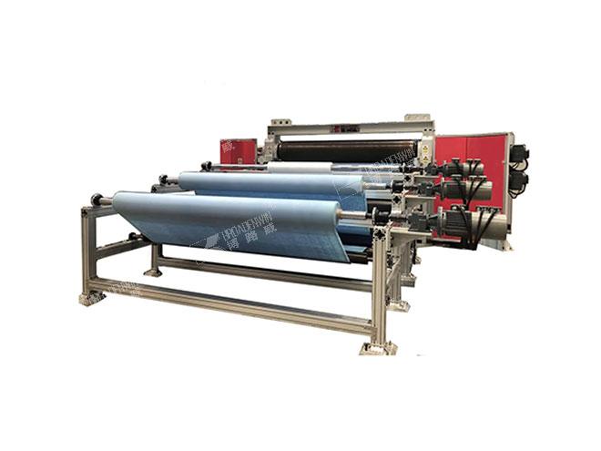 無紡布復(fù)合壓花機(jī) http://m.zhuyaqiong.cn/uploadfiles/211.149.255.8/webid1945/source_water/202202/164596865656.jpg